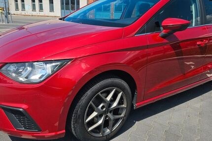 Seat Ibiza 92.300 km 7.500 &euro; Cottbus 03046
