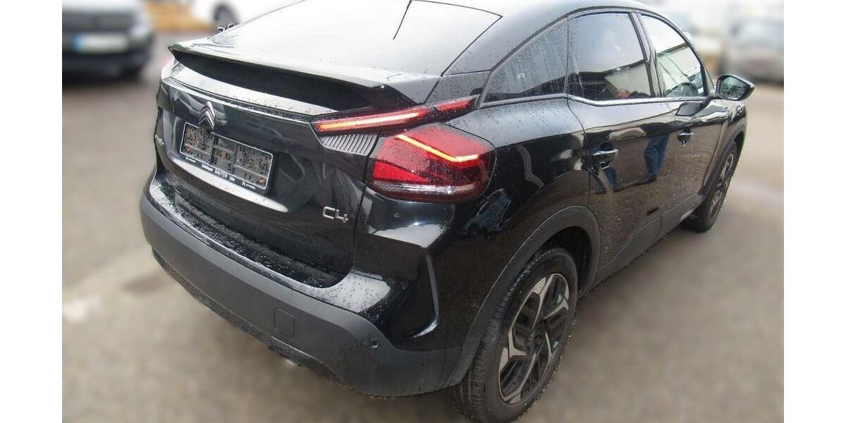 Citroen C4 63.000 km 17.990 &euro; Westoverledingen 26810