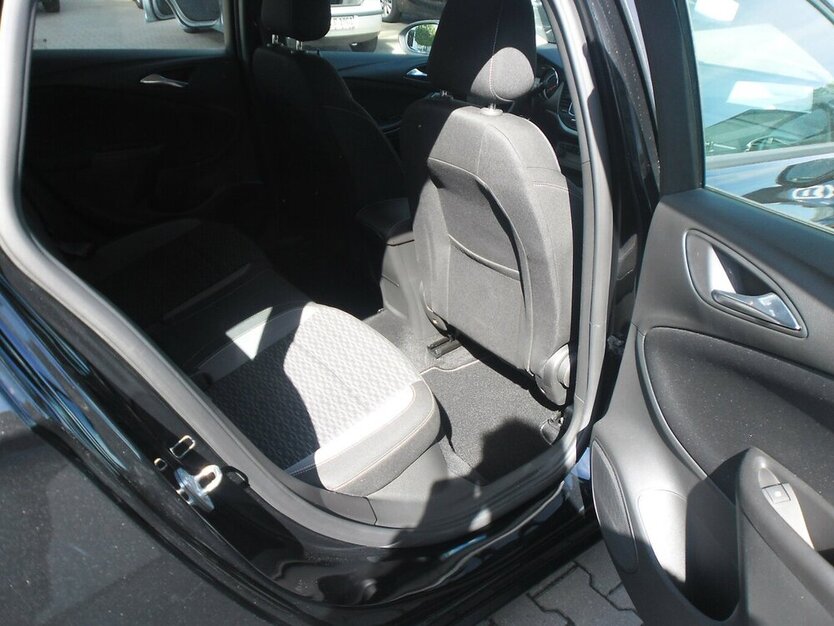 Opel Astra Business StartStop 90.512 km 11.990 € Winterbach 73650