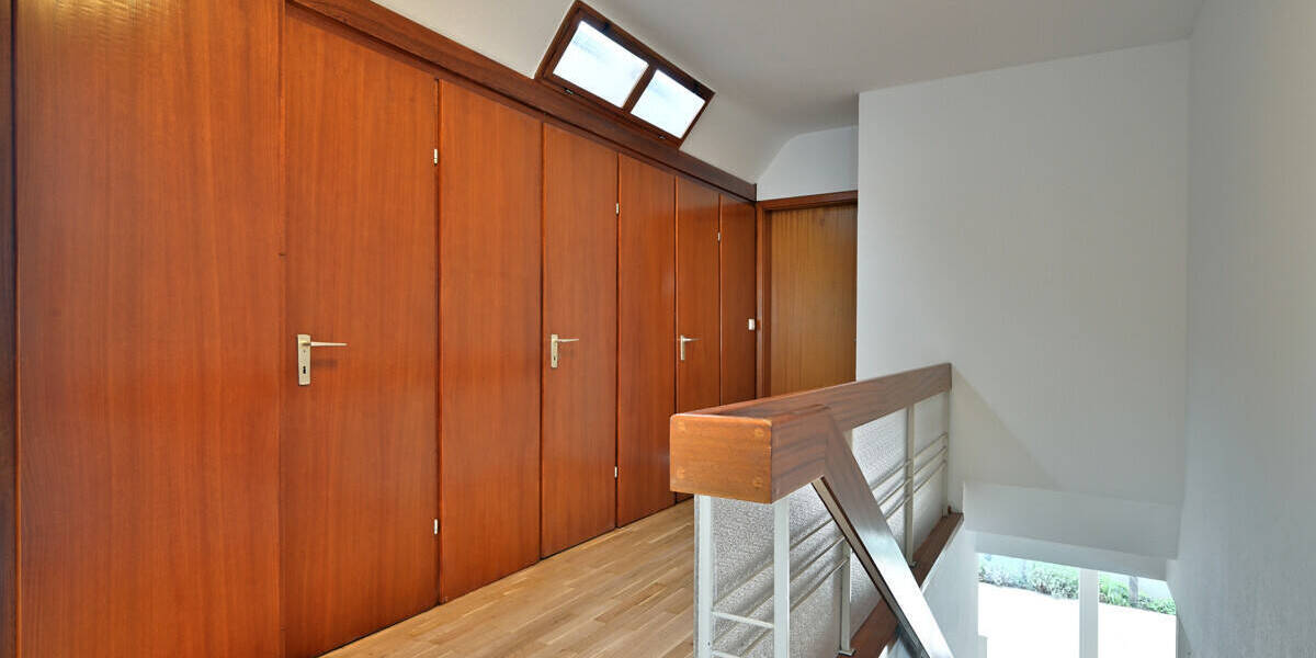 Einfamilienhaus Ramstein-Miesenbach Miesenbach - 6 Zimmer, 182 m&sup2;, 2.000&euro; | Angebot:26359656