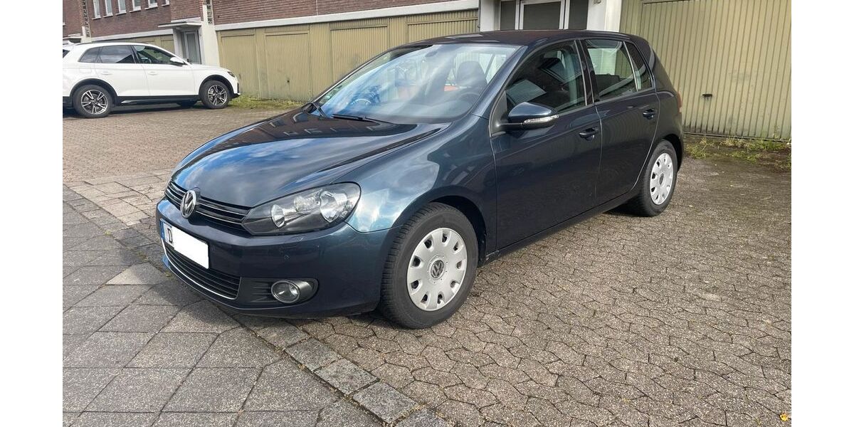 VW Golf 212.000 km 2.900 &euro; Kaarst 41564
