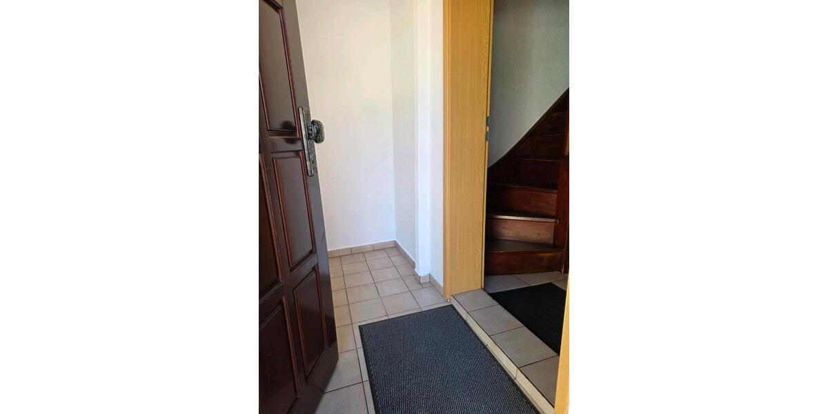 Einfamilienhaus Neuhaus am Rennweg - 4 Zimmer, 85 m&sup2;, 750&euro; | Angebot:26404816