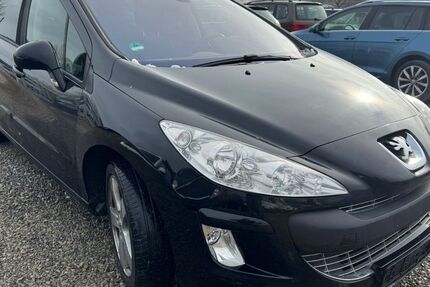 Peugeot 308 241.000 km 1.690 &euro; Schwenningen 78056