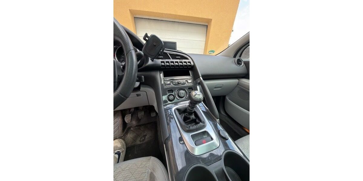 Peugeot 3008 270.238 km 1.750 &euro; Buttenheim 96155