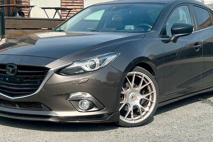 Mazda 3 232.569 km 4.500 &euro; Gelsenkirchen 45884