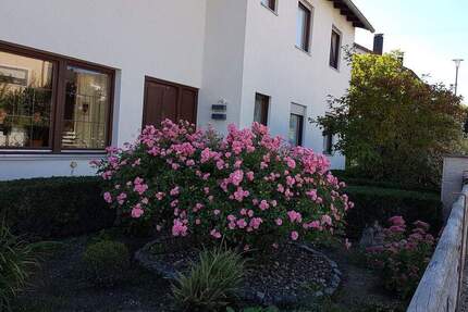 Haus Eichstätt Landershofen - 9 Zimmer, 232 m&sup2;, 620.000&euro; | Angebot:24916472