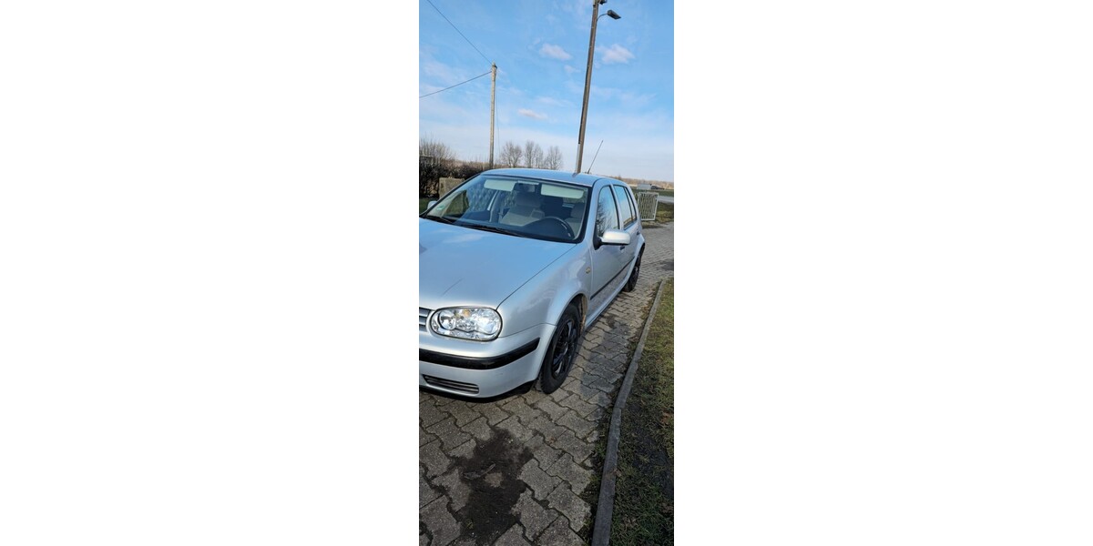 VW Golf 156.910 km 1.900 € Karlshuld 86668