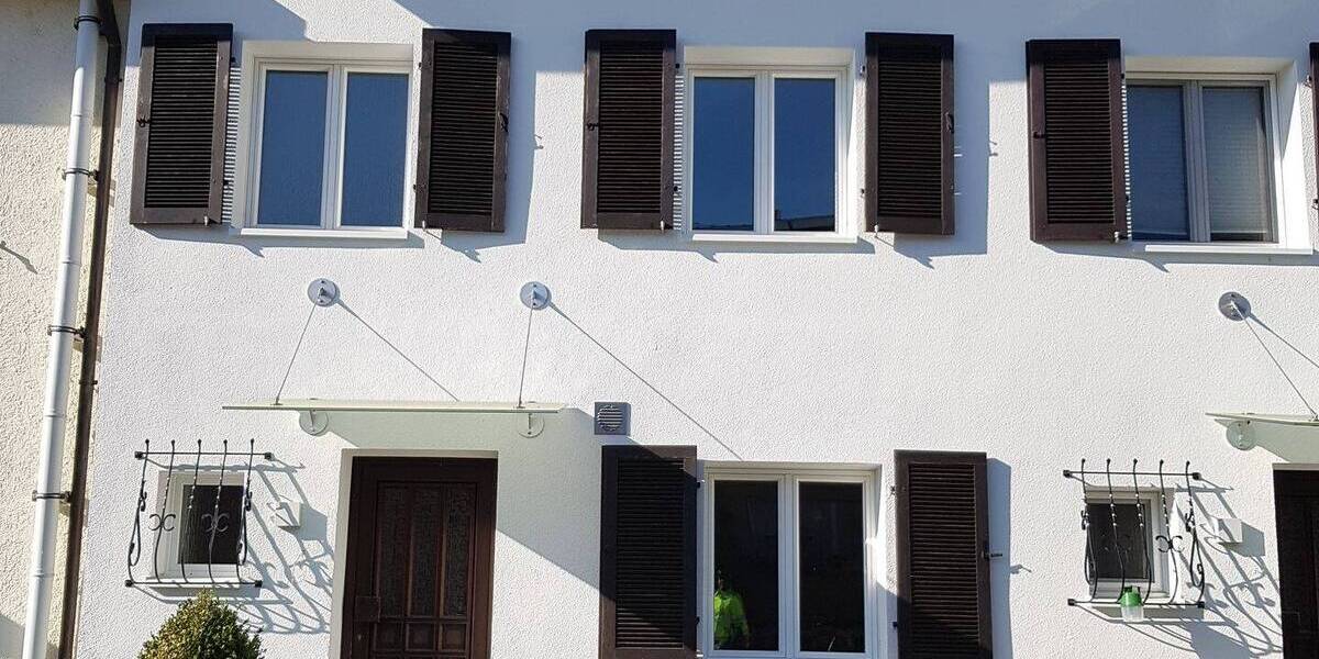 Charmantes Reihenmittelhaus in ruhiger Lage von Konstanz - Petershausen zu vermieten 4 zimmer