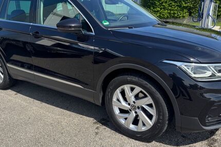 VW Tiguan 100.000 km 24.499 &euro; Jettingen-scheppach 89343