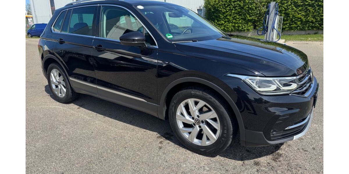 VW Tiguan 100.000 km 24.499 &euro; Jettingen-scheppach 89343