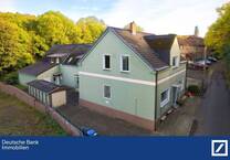 Gepflegtes Mehrfamilienhaus auf großem Grundstück in guter Lage von Bo-Hiltrop zu verkaufen