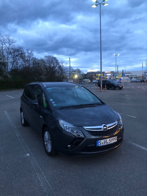 Opel Zafira Tourer 165.000 km 15.000 € Stuttgart 70188