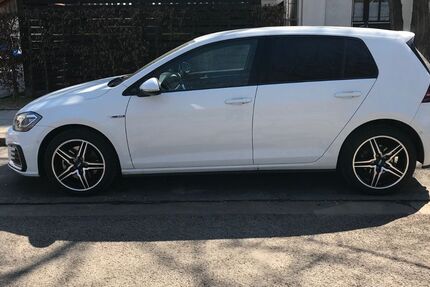 VW Golf 50.100 km 18.000 &euro; Unterschleissheim 85716