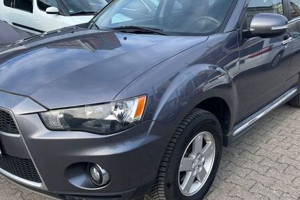 Mitsubishi Outlander 132.000 km 9.900 &euro; Hamburg 20097