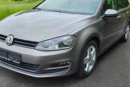 VW Golf 125.300 km 8.900 &euro; Petersberg 36100