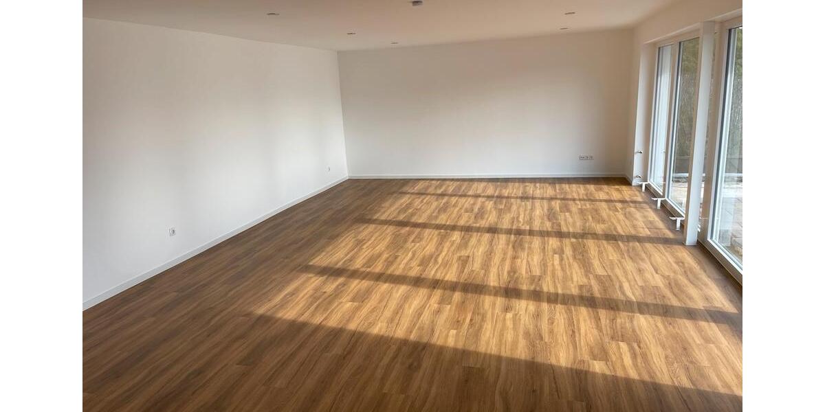 Erdgeschoßwohnung Walldürn - 3 Zimmer, 104 m&sup2;, 970&euro; | Angebot:26313617