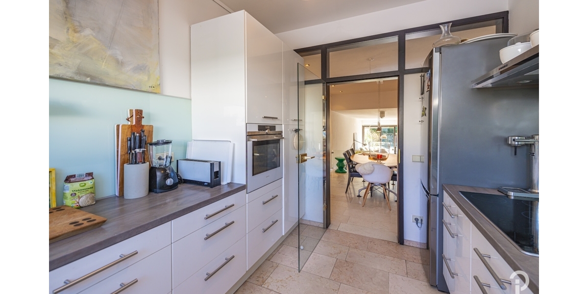 Charmantes Split-Level-Reihenendhaus in unmittelbarer Rheinnähe im Herzen von Düsseldorf-Benrath - Reihenendhaus Düsseldorf Stadtbezirk 9 | Angebot:26645354