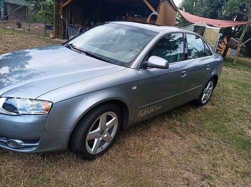 Audi A4 71.000 km 9.900 &euro; Kölsa 04895