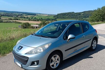 Peugeot 207 163.359 km 3.499 &euro; Weißenburg 91781