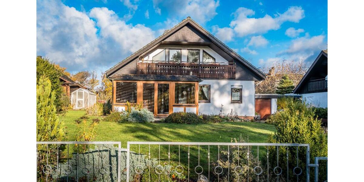 Einfamilienhaus Vöhl - 6 Zimmer, 158 m&sup2;, 240.000&euro; | Angebot:27081689