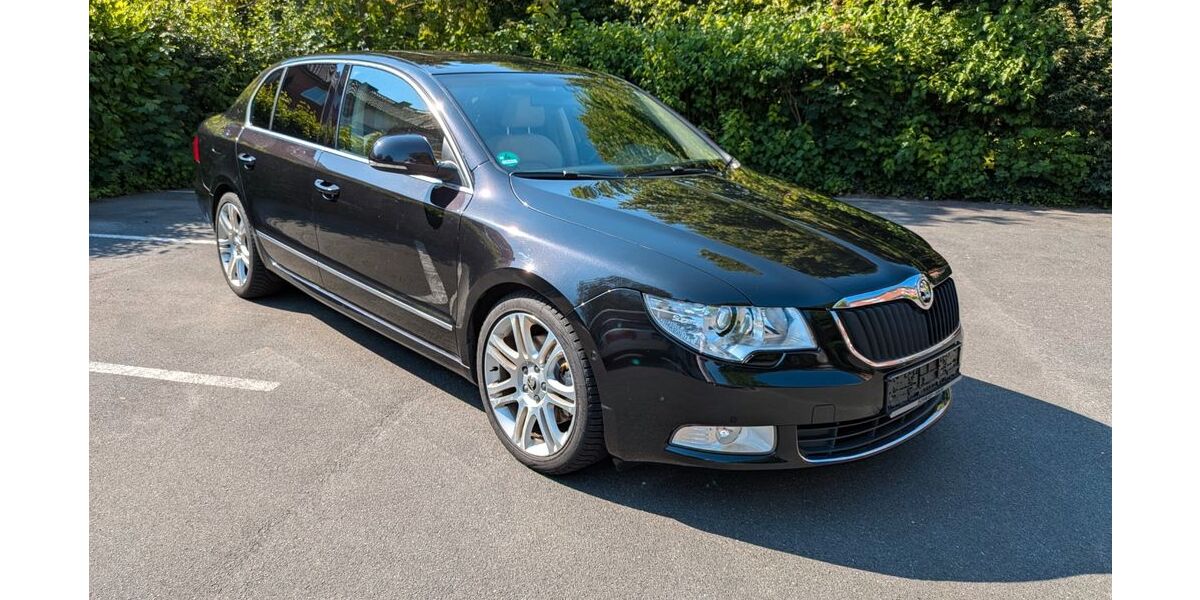 Skoda Superb 108.650 km 7.900 &euro; Wilhelmshaven 26386