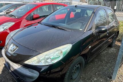 Peugeot 206 157.227 km 2.400 &euro; Hanau 63452