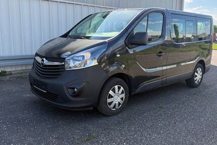 Opel Vivaro 206.000 km 11.000 &euro; Ötigheim 76470