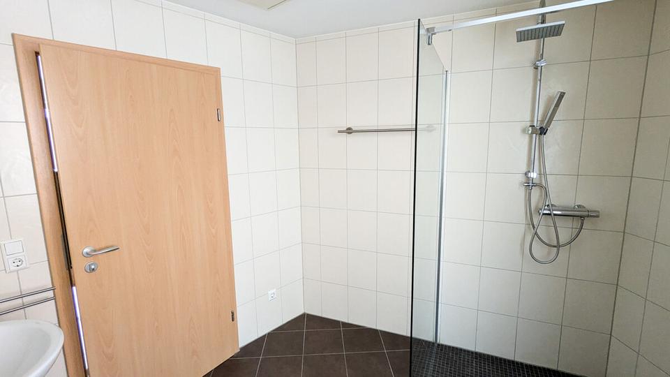 Erdgeschoßwohnung Bretten - 2 Zimmer, 76 m&sup2;, 900&euro; | Angebot:26013872