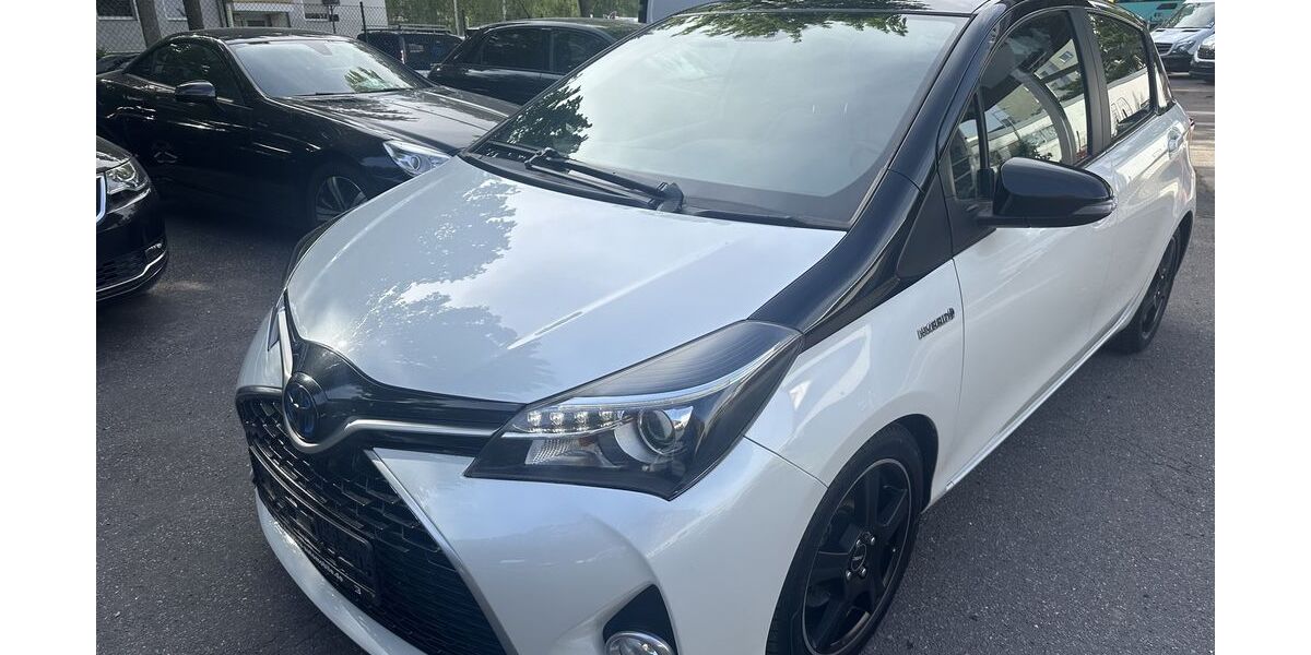 Toyota Yaris 143.959 km 10.990 &euro; Berlin 12249