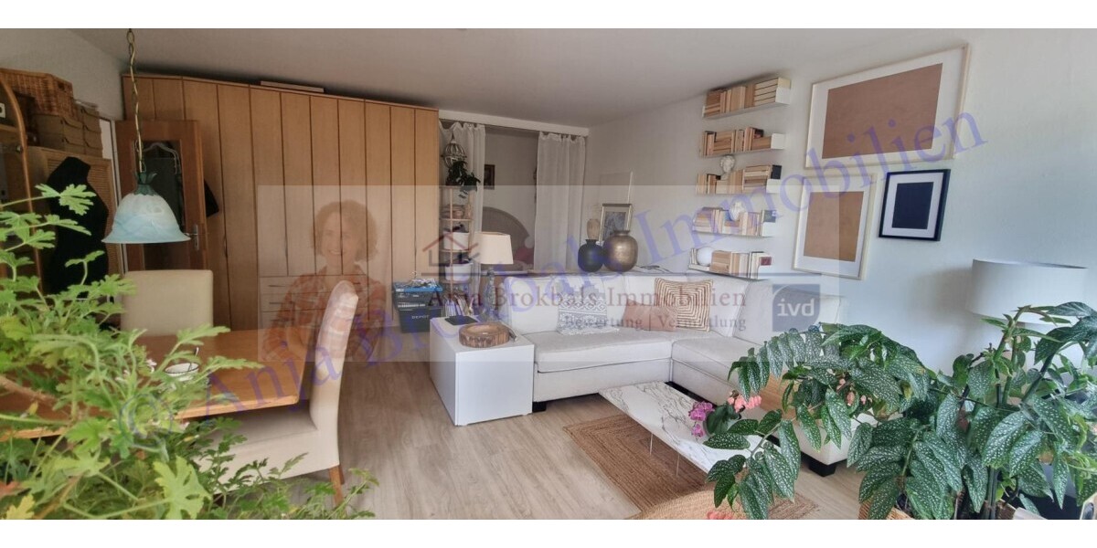 Ruhige Citylage GT: Geräumiges Apartment mit großem Balkon und Stellplatz - für Käufer provisionsfrei - 1- Gütersloh | Angebot:20189855