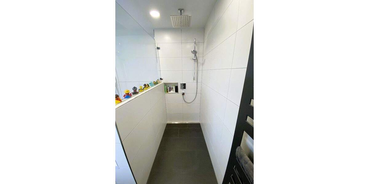 Etagenwohnung Eningen unter Achalm Eningen - 4 Zimmer, 118 m&sup2;, 560.000&euro; | Angebot:24234858