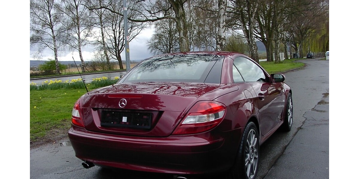 Mercedes-Benz SLK 200 59.000 km 16.500 &euro; Höxter 37671