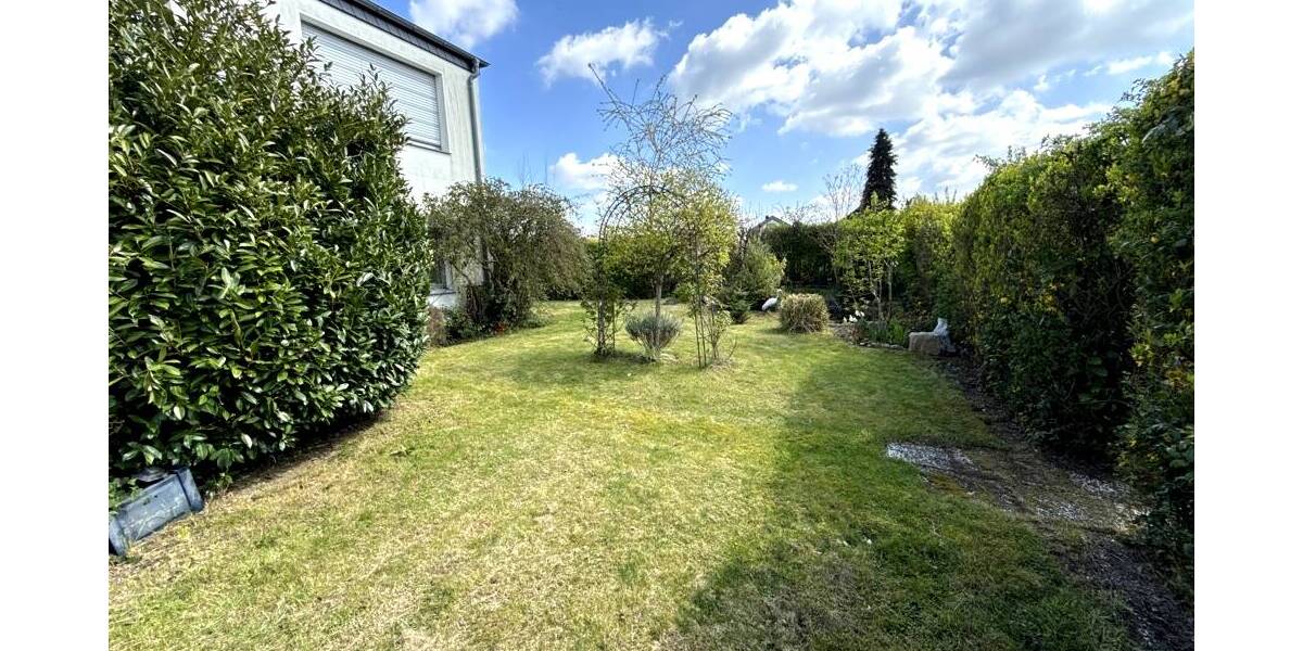 Etagenwohnung Bielefeld Hillegossen - 2 Zimmer, 95 m&sup2;, 118.000&euro; | Angebot:26402367