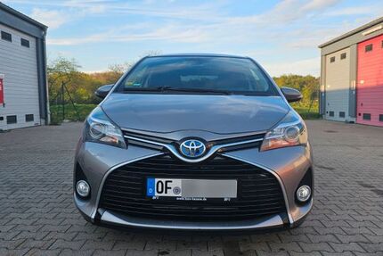 Toyota Yaris 60.800 km 10.999 &euro; Offenbach am Main 63073