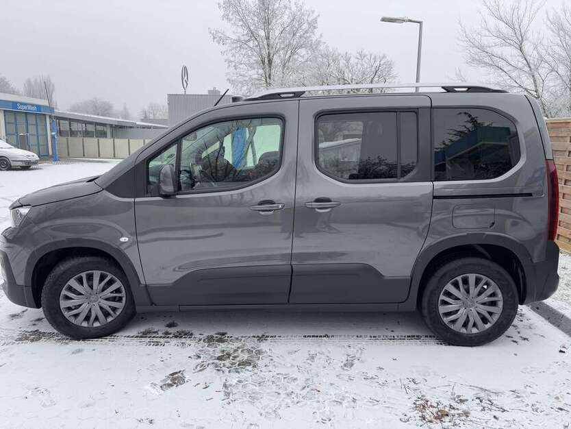 Peugeot Rifter 33.372 km 19.400 € Bitterfeld 06749