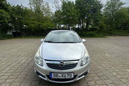Opel Corsa 150.000 km 2.200 &euro; Böblingen 71032