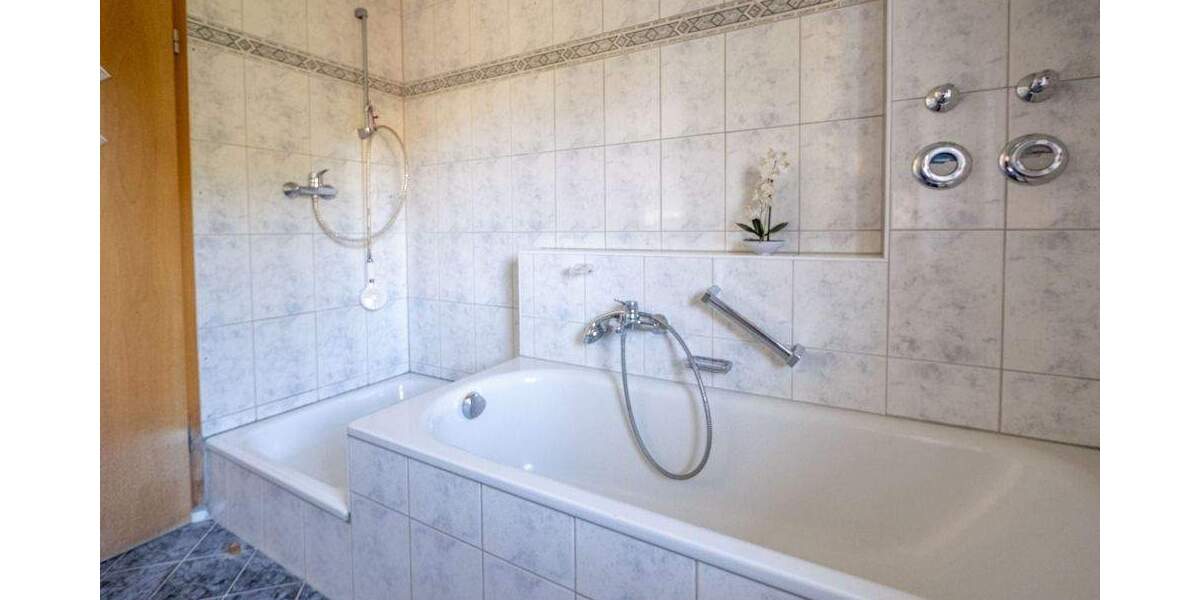Etagenwohnung Rielasingen-Worblingen Rielasingen - 2 Zimmer, 60 m&sup2;, 225.000&euro; | Angebot:25800411