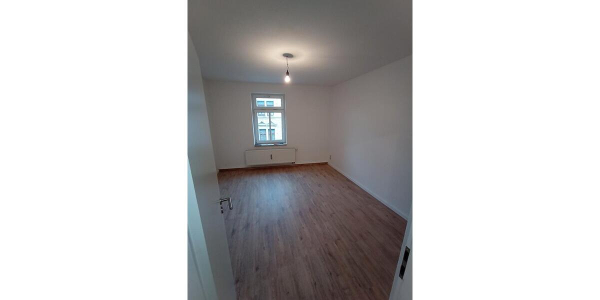 Etagenwohnung Zwickau - 12 Zimmer, 305 m&sup2;, 280.000&euro; | Angebot:26041225