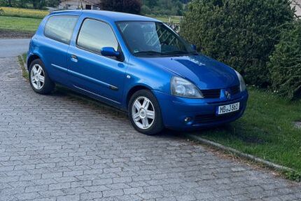 Renault Clio 122.000 km 1.390 &euro; Fischbachau 83730