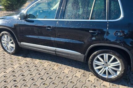 VW Tiguan 198.858 km 6.999 &euro; Rottenburg-Ergenzingen 72108