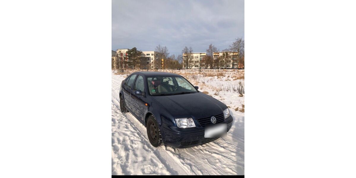 VW Bora 180.000 km 2.000 &euro; Malente 23714