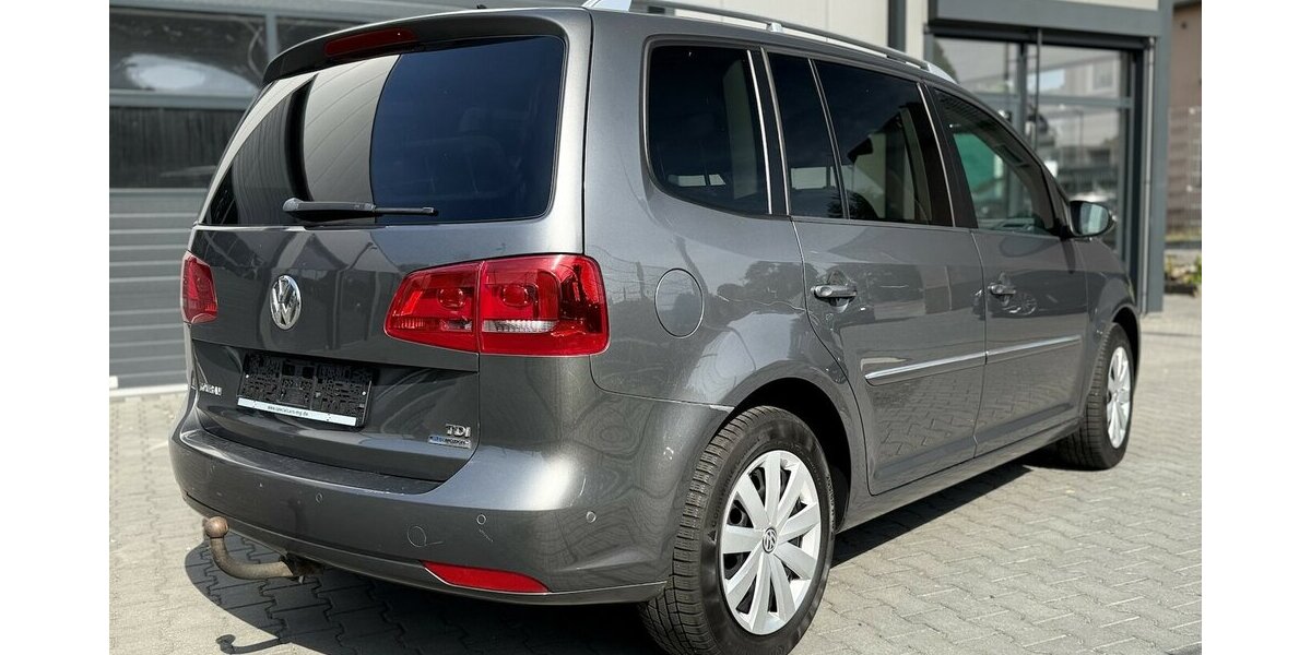 VW Touran Highline / Navi / 7 Sitze / Klima / AHK 255.000 km 7.190 &euro; Mönchengladbach 41066