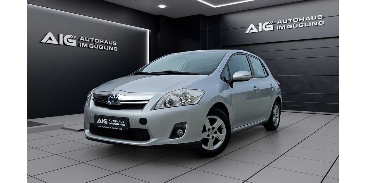 Toyota Auris 138.090 km 8.980 &euro; Schwäbisch Gmünd 73525