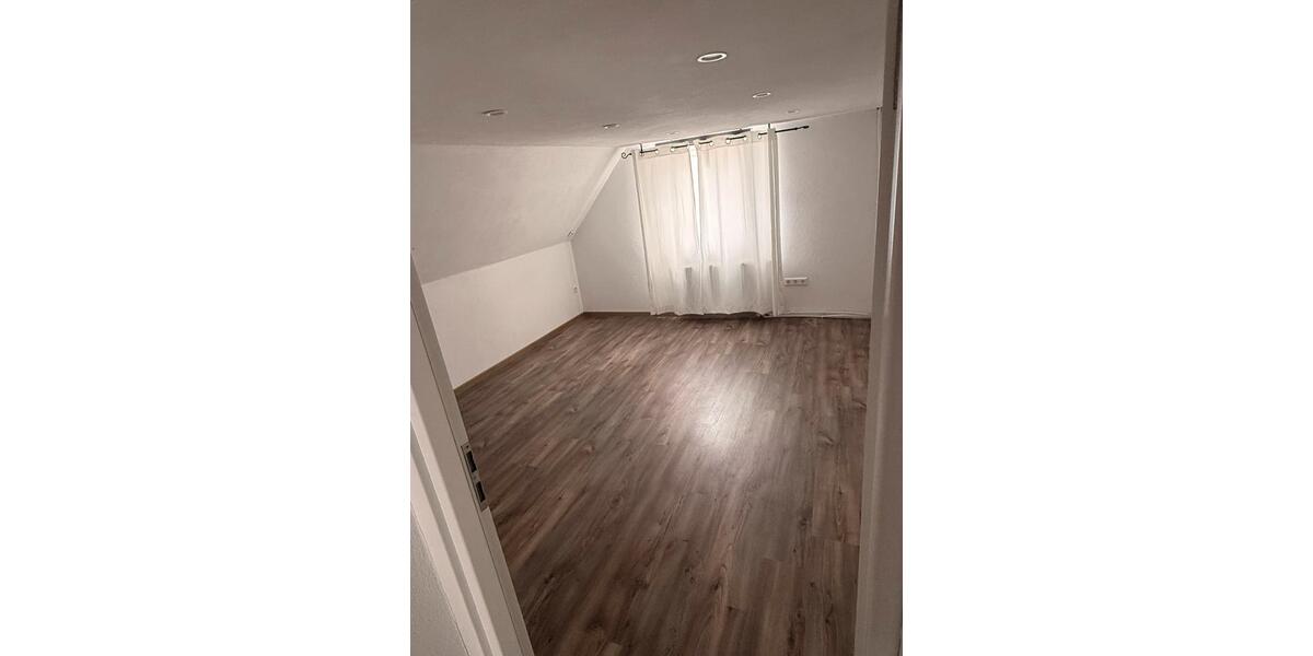 Reihenhaus Giengen an der Brenz - 8 Zimmer, 200 m&sup2;, 479.000&euro; | Angebot:26429111