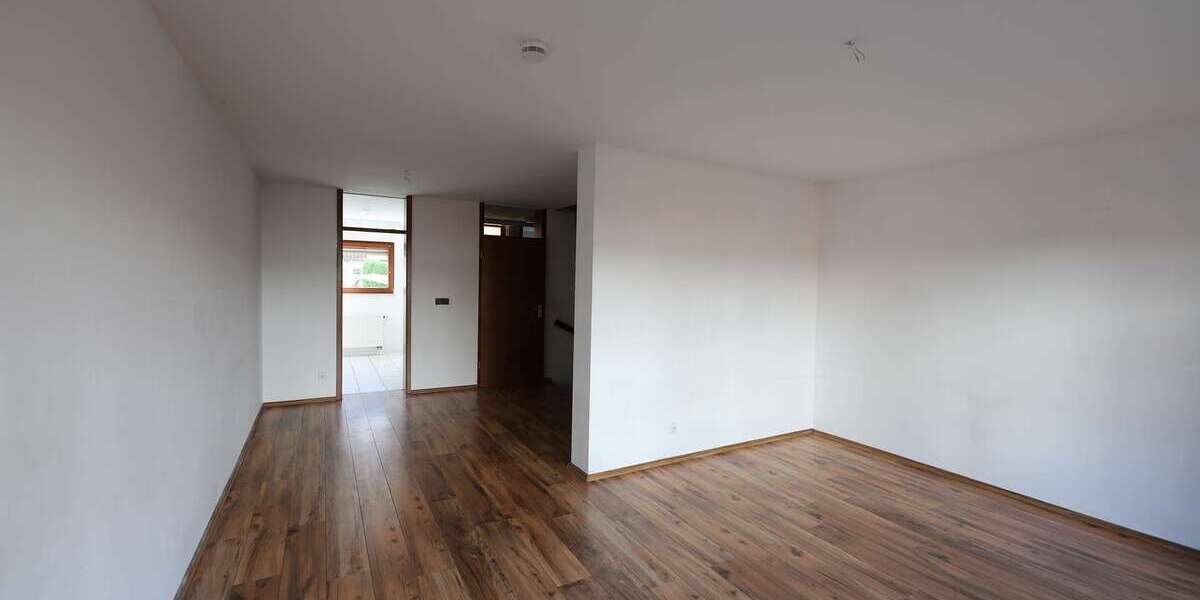 Investieren mit Weitblick: Leipziger Umland, ca. 6 % Rendite, Garage inklusive 5 zimmer