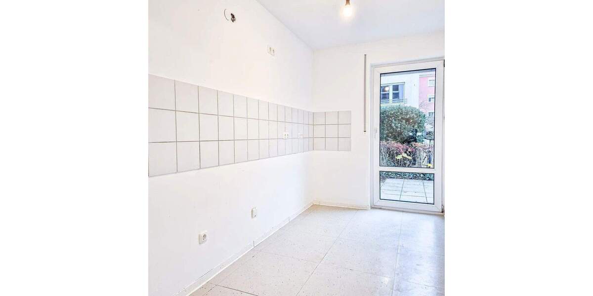 Etagenwohnung Würzburg Grombühl - 2 Zimmer, 58 m&sup2;, 820&euro; | Angebot:25373381