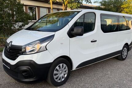 Renault Trafic 278.500 km 10.472 &euro; Berlin 12681