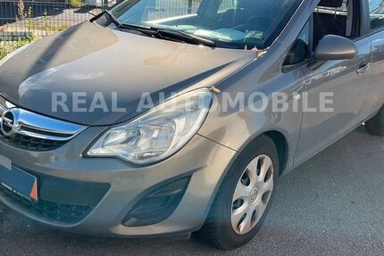 Opel Corsa 58.000 km 5.900 &euro; Frankfurt am Main 65933