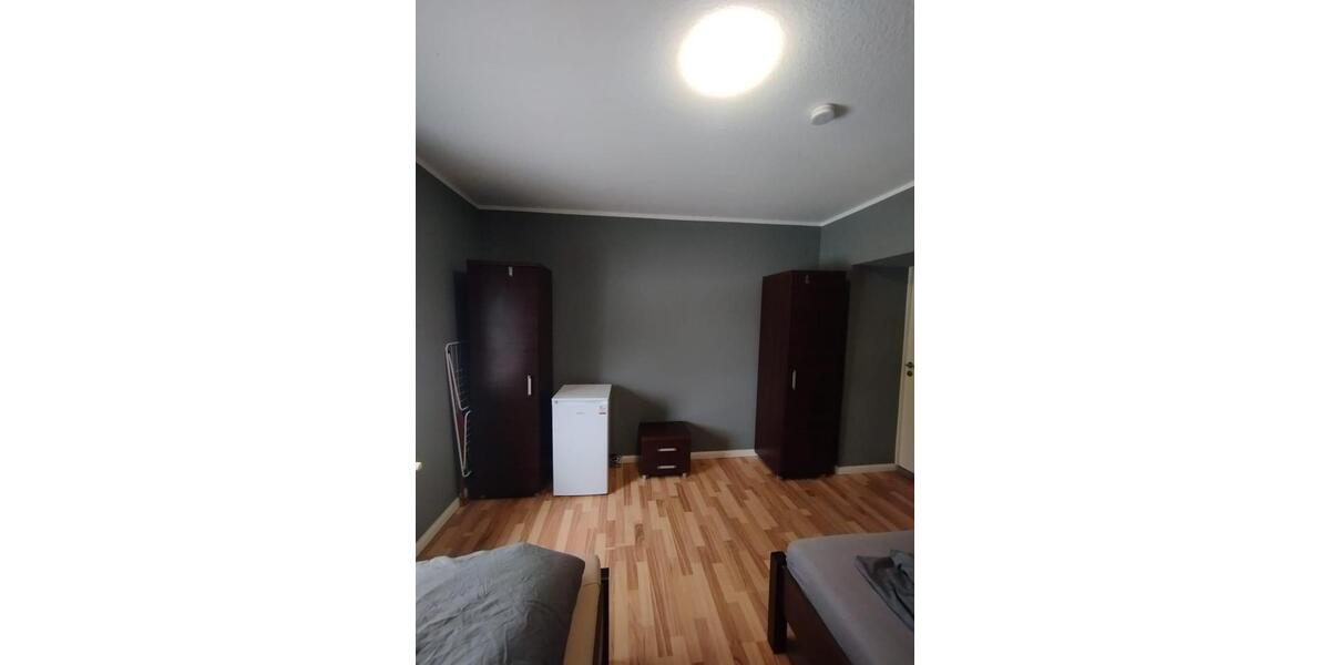 Einfamilienhaus Velten - 10 Zimmer, 500 m&sup2;, 5.000&euro; | Angebot:26361902
