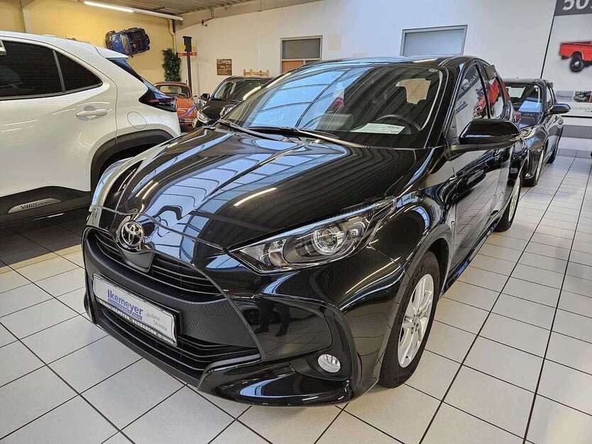 Toyota Yaris 16.215 km 17.890 € Paderborn-Elsen 33104